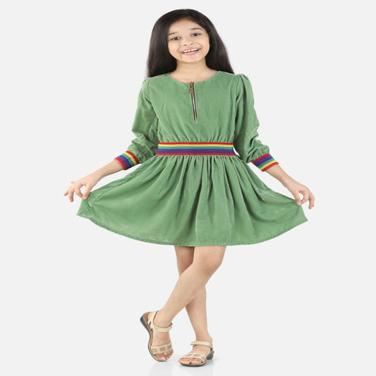 Green Full Sleeve Solid Casual Dress