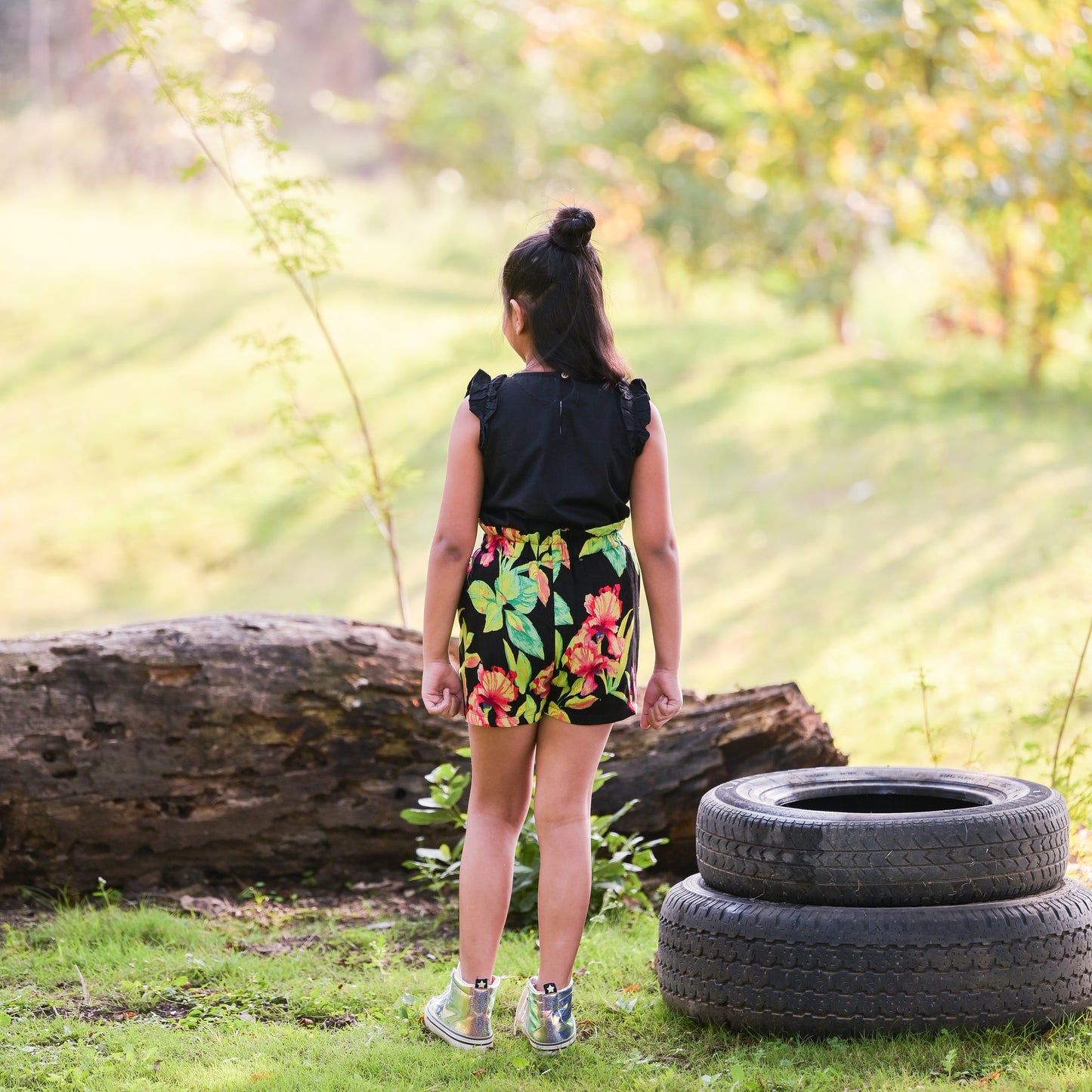 Black Plain Top With Floral Shorts